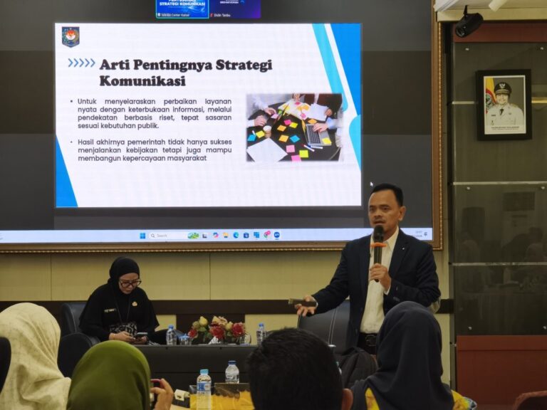 Diskominfo Kalsel Gelar Bimtek Strategi Komunikasi Diskominfo Kalsel Gelar Bimtek Strategi Komunikasi