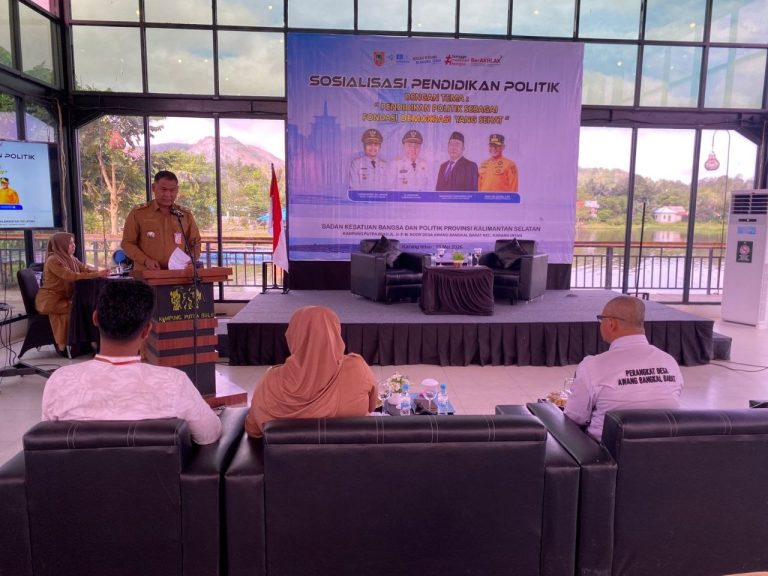 Bakesbangpol Kalsel Bangun Fondasi Demokrasi Sehat dari Pemilih Pemula Bakesbangpol Kalsel Bangun Fondasi Demokrasi Sehat dari Pemilih Pemula
