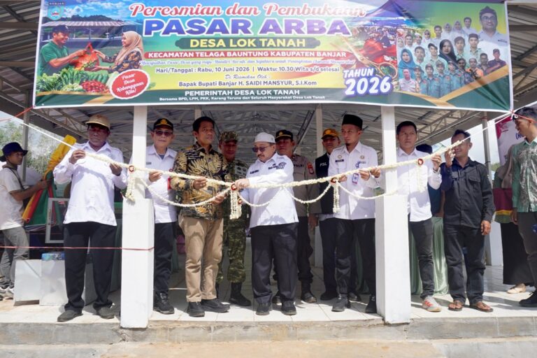 Wabup Banjar Resmikan Jembatan Kunti dan Pasar Arba Wabup Banjar Resmikan Jembatan Kunti dan Pasar Arba