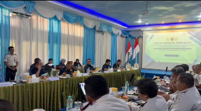 DPR RI Dorong Amnesti Massal Napi di Kalsel, Pangeran Khairul Saleh: Negara Rugi Jika Terus Memelihara di Lapas DPR RI Dorong Amnesti Massal Napi di Kalsel, Pangeran Khairul Saleh: Negara Rugi Jika Terus Memelihara di Lapas