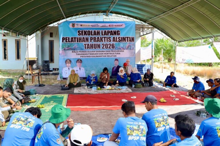 BPSPTPH Kalsel Gelar Sekolah Lapang Drone Pertanian