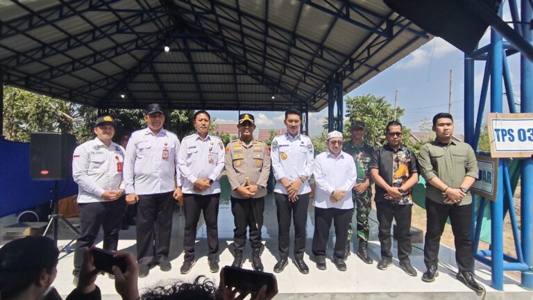 Bupati Banjar Pantau Pilkades Serentak 2026