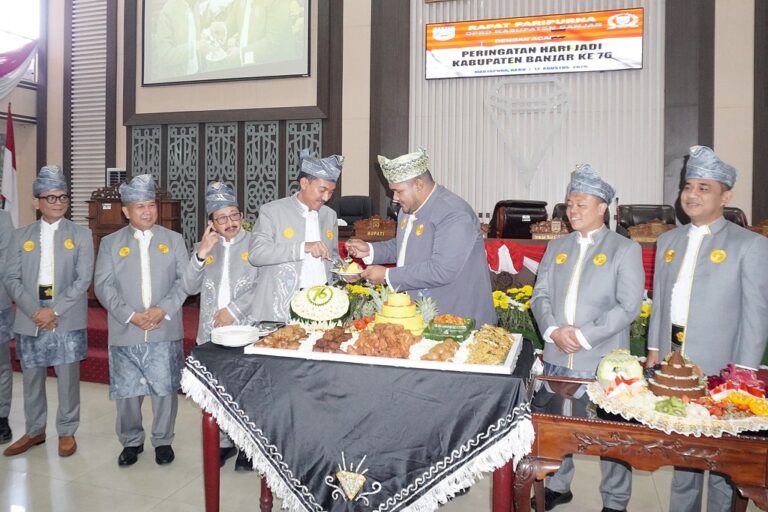 Hari Jadi Ke-76 Kabupaten Banjar, DPRD Bersama Eksekutif Rapat Paripurna