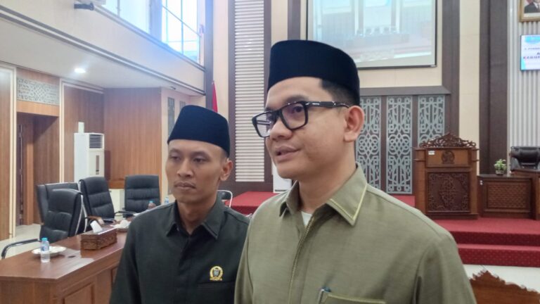 Krisis Air Bersih Menguji Kesiapan Pemerintah, DPRD Dorong PTAM Perkuat Dukungan untuk Relawan