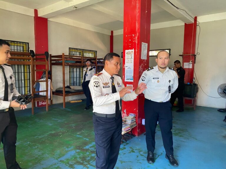 Tak Sekadar Razia, Kepala LPKA Martapura Turun Langsung Pastikan Kamar Anak Binaan Tetap Aman