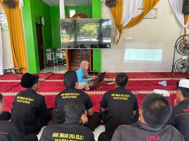 Tak Boleh Putus Sekolah, LPKA Martapura Bekali Anak Binaan dengan Pengetahuan Teknologi Informasi Tak Boleh Putus Sekolah, LPKA Martapura Bekali Anak Binaan dengan Pengetahuan Teknologi Informasi