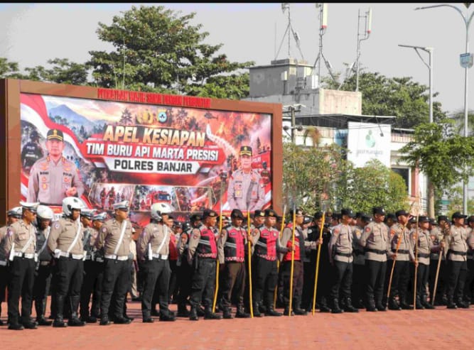 Polres Banjar Siagakan Tim Buru Api Marta Presisi Hadapi Ancaman Karhutla Polres Banjar Siagakan Tim Buru Api Marta Presisi Hadapi Ancaman Karhutla