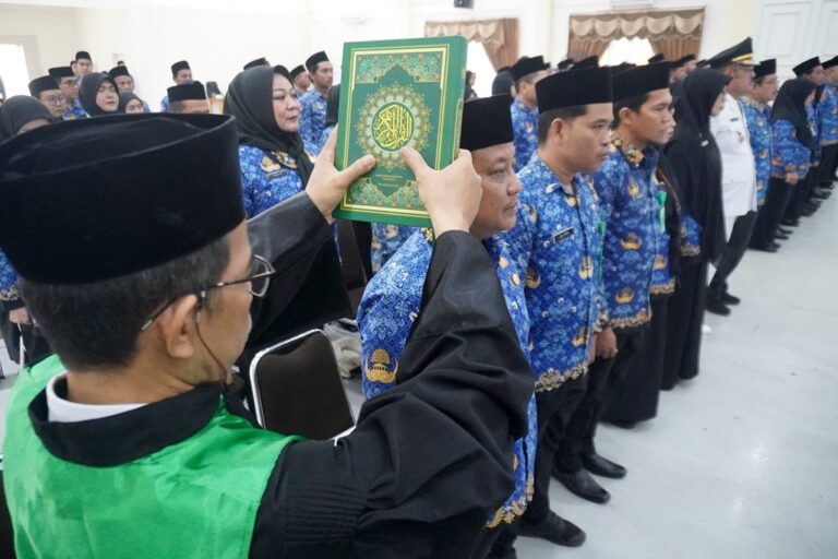 Pemkab Banjar Tetapkan 78 Pejabat Administrasi Pengawas Pemkab Banjar Tetapkan 78 Pejabat Administrasi Pengawas